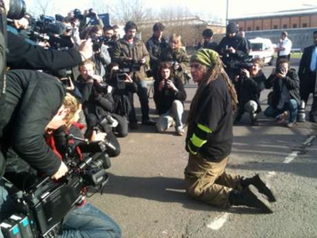 Ciaron Speaks to Reporters