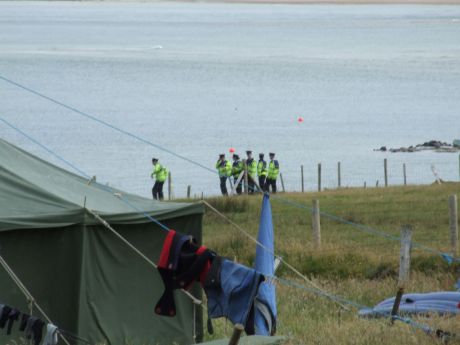 Shell's Gardai blocking access to public beach this morning - 1